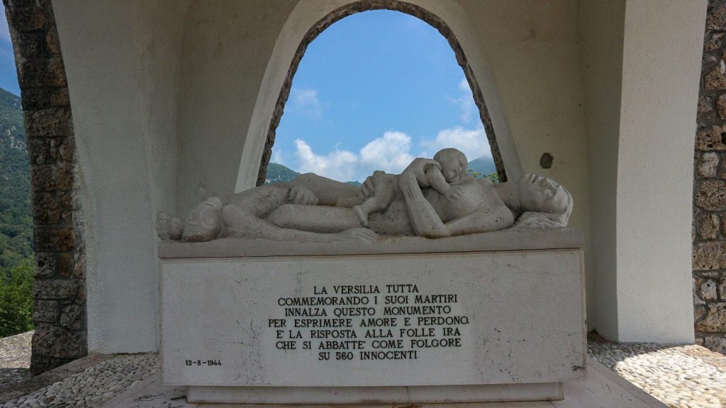 Cosa vedere a Sant’Anna di Stazzema nei luoghi dell’eccidio e del silenzio Cosa vedere a Sant’Anna di Stazzema nei luoghi dell’eccidio e del silenzio