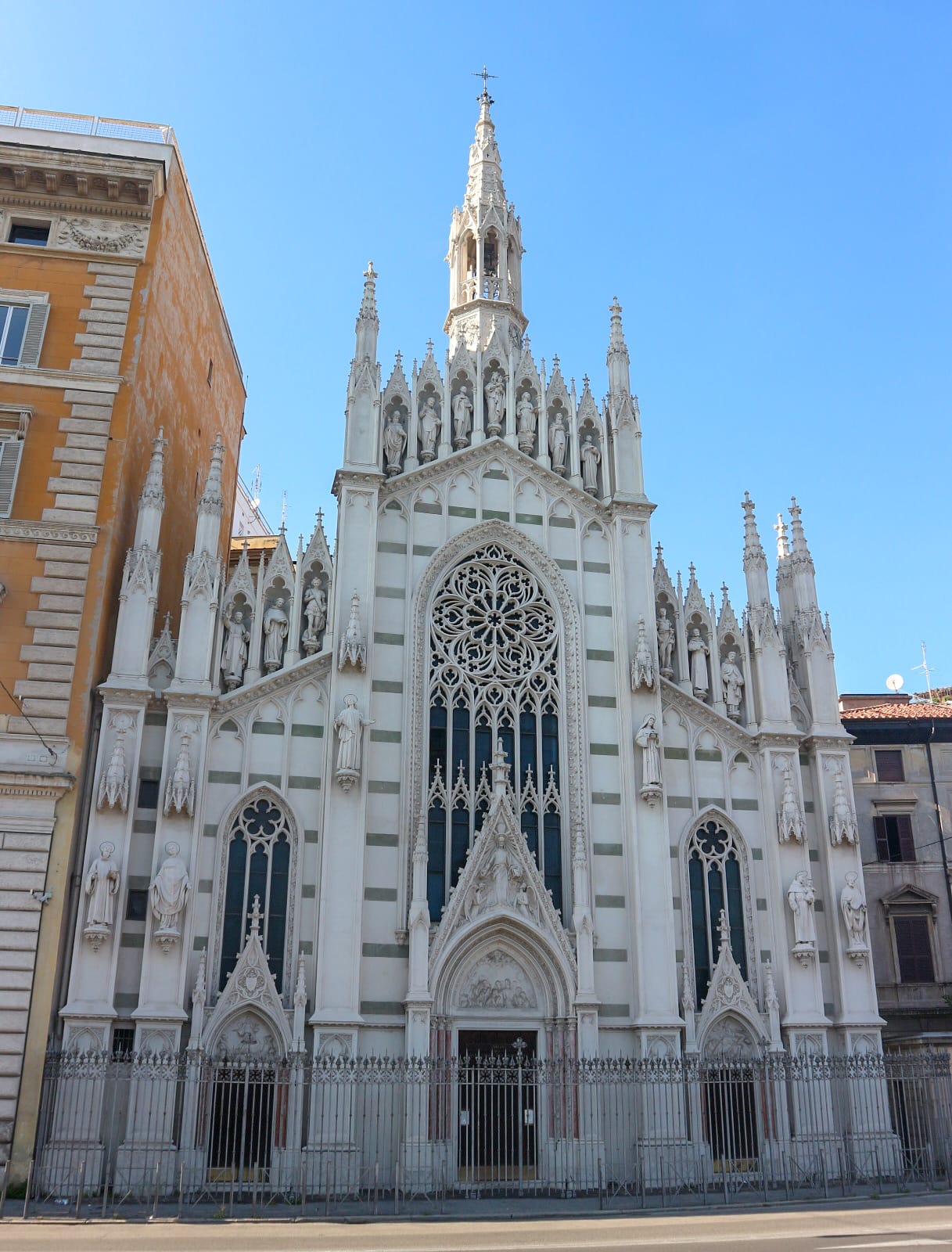 Viaggio Nell aldil Visitando La Chiesa E Museo Delle Anime Del Purgatorio