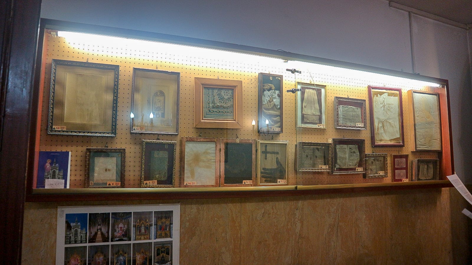 Viaggio nell’aldilà visitando la chiesa e museo delle anime del purgatorio